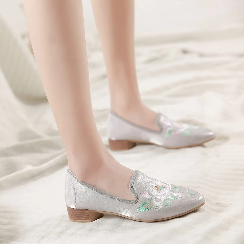 Veowalk/женские парусиновые Лоферы ручной работы с острым носком на плоской подошве