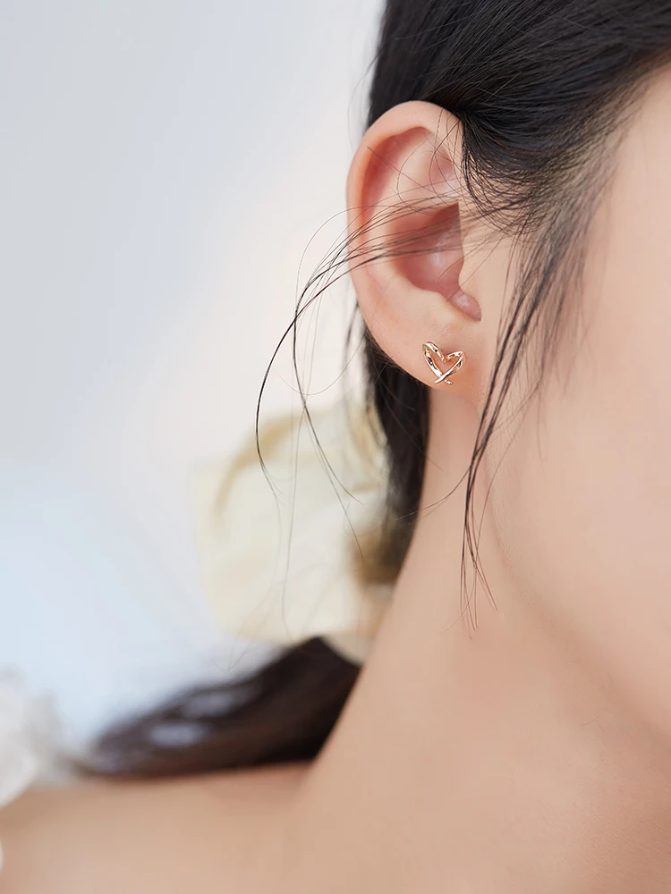 

LEKANI S925 Sterling Silver Cute Heart Earrings For Women Simple Gold Color Tiny Stud Earring Fine Jewelry Engagement Gift