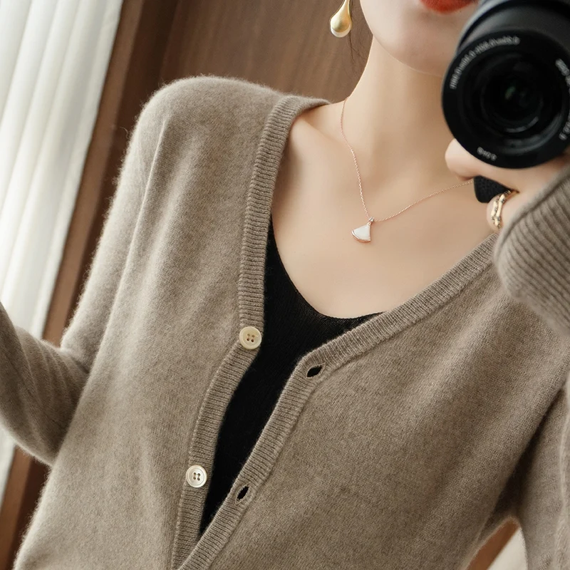 

2021 Spring Autumn Pure Wool Knit Cardigan Women's Short Style Loose Long Sleeve, Korean,Lazy Wind Basic Outer Sweater Jacket