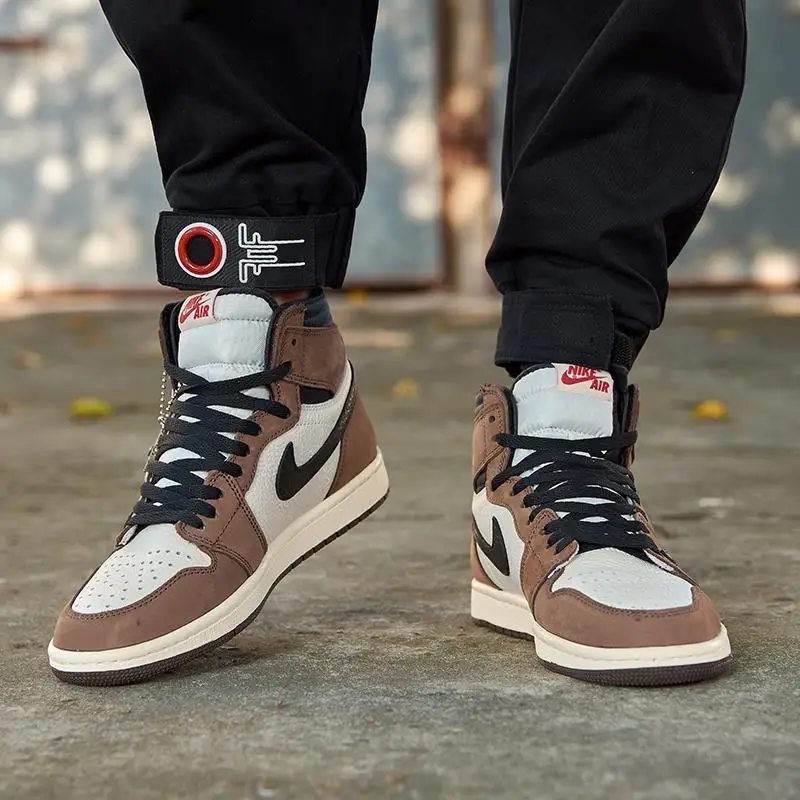 

New Arrival 2021 High Quality Chunky Sneakers Men Shoes Big Size 47 48 Outdoor Trend Luminous Sports Running Shoes Trainers