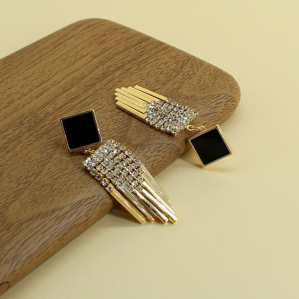 

Elegant Female Square Zircon Drop Earrings Charm Bride Wedding Earrings For Women Fashion Gold Color Tassels Long Earrings