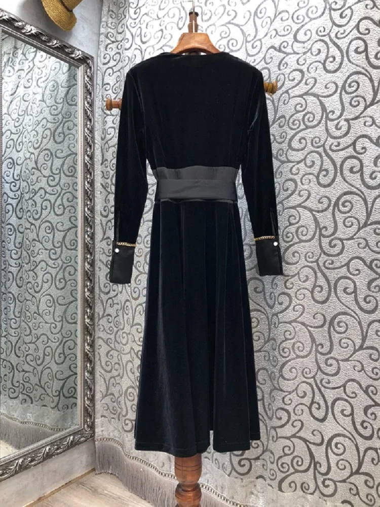 

Top Quality New Velvet Dress 2020 Autumn Winter Party Christmas Women V-Neck Golden Chain Deco Long Sleeve Vintage Black Dress