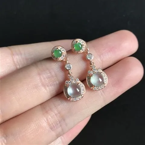 

S925 Sterling Silver Inlaid Double Color White Ice Chalcedony Egg Surface Earrings Color Spicy Ice Transparent Refined and Simpl