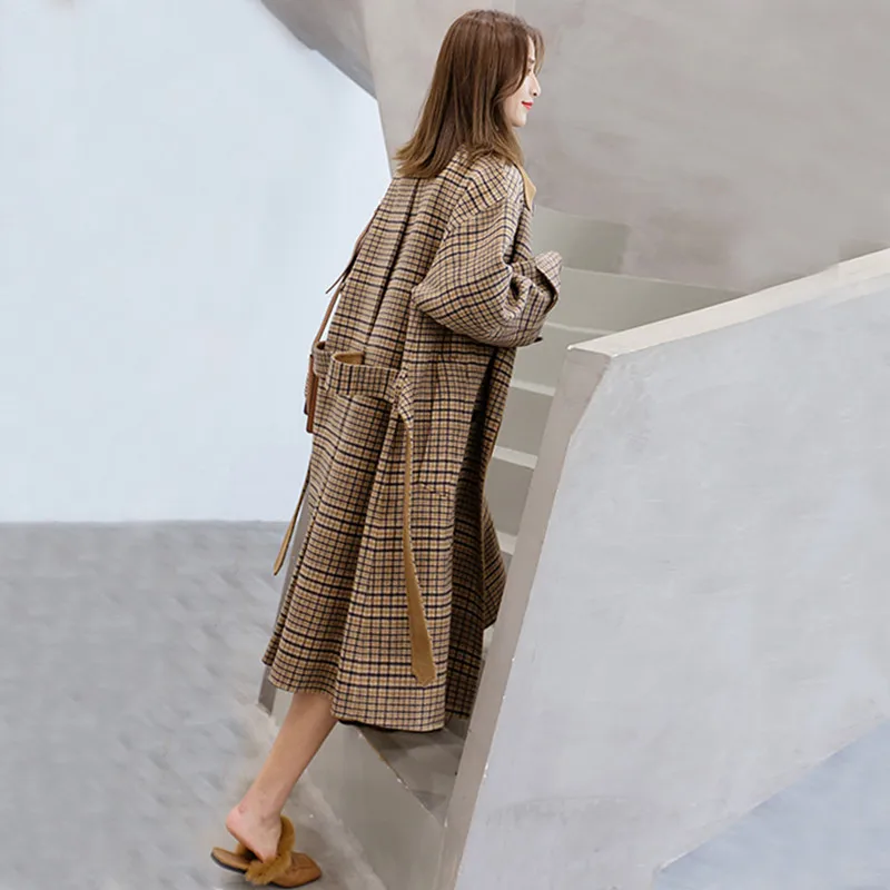 

Johnature New Winter Women Coat 2021 Casual Korean Plaid Patchwork Loose Long Turn-down Collar Button Pockets Female Wool Coats