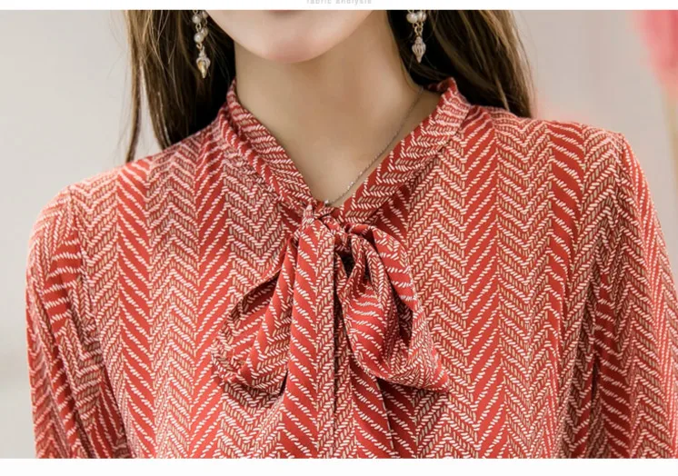 Плиссированное шифоновое платье женское осеннее с принтом облегающее