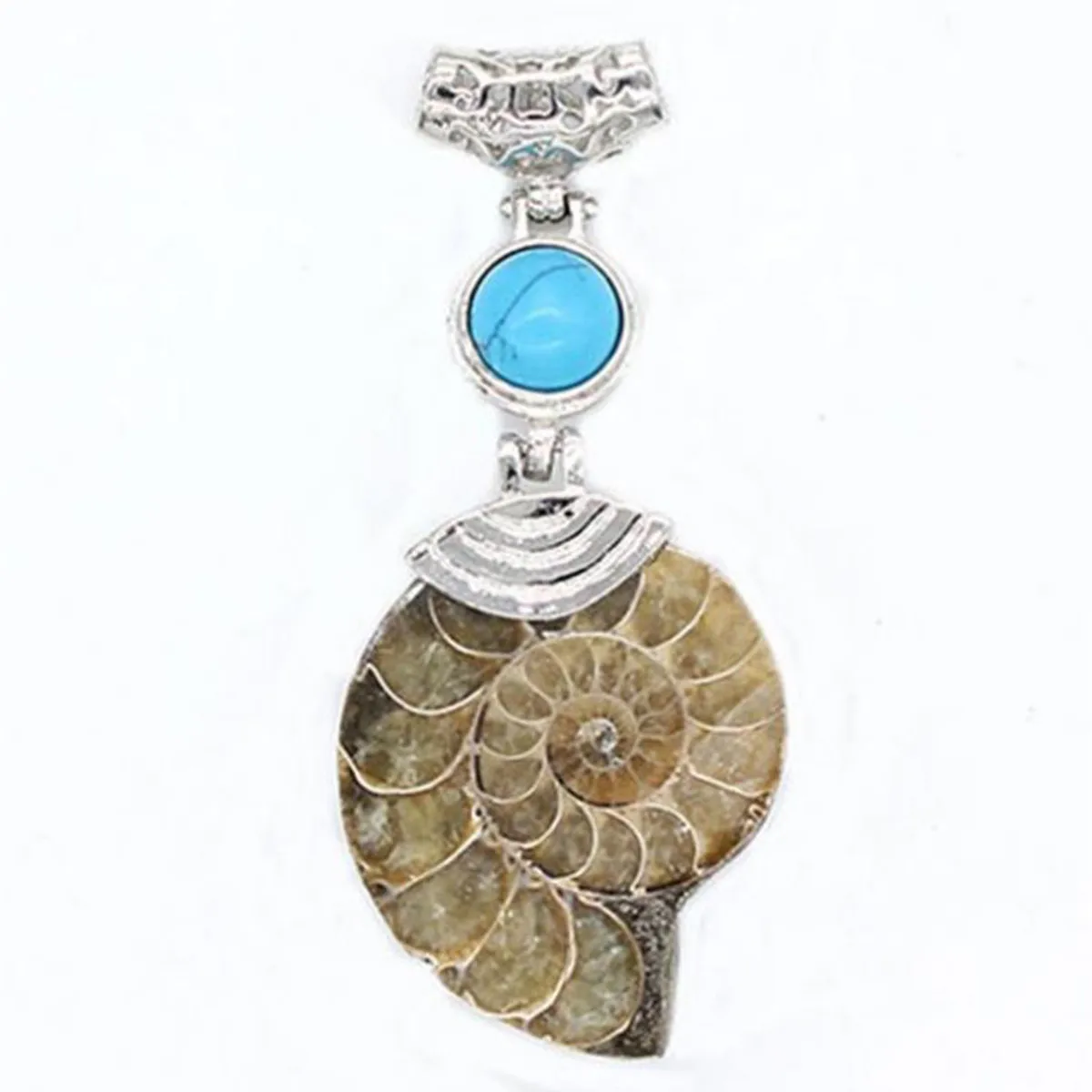 

Natural Crystal Conch Fossil Gems Inlaid Crystal Snail Craft Creative Pendant