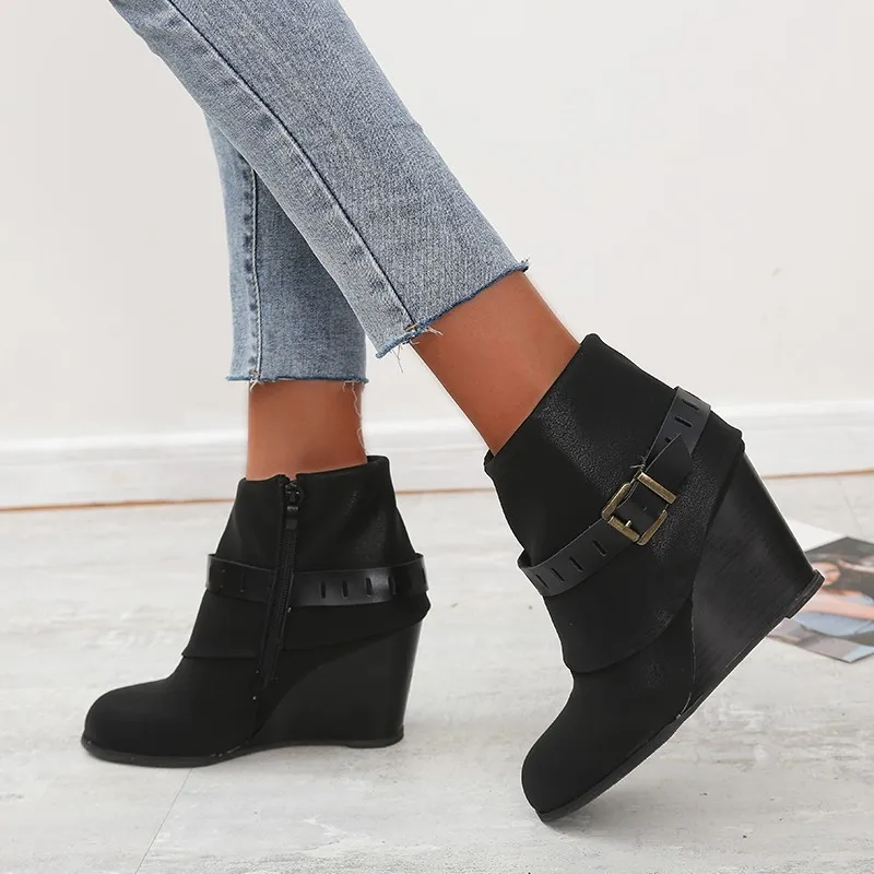 

Low-cut Women's Boots Side Zipper Buckle High-heeled Women's Boots 2021 Winter Suede Wedge Warm Women's Boots and Ankle Boots