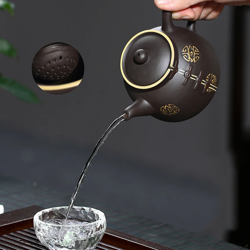 

Creative Retro Tang Suit Tea Pot YixingTeapot Black Handmade Purple Clay Sand Pot Authentic Zisha Kung Fu Tea Set Single Kettles