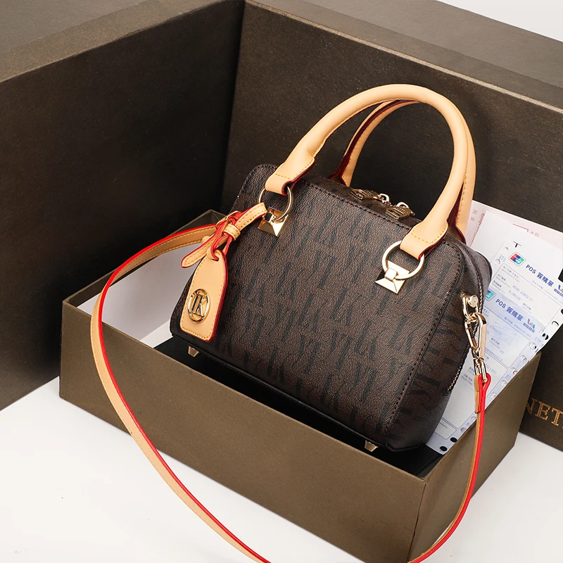 Брендовые сумки через плечо Doctor для женщин дизайнерские известные тренд женская