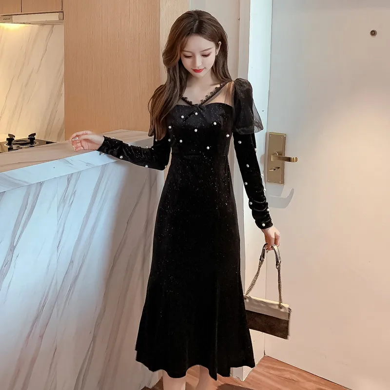 

Женское бархатное платье средней длины, черное облегающее бархатное платье составного кроя с сеткой и перфорацией, с жемчужинами, в винтажн...