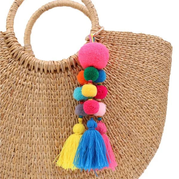 

2019 New Popular Bohemian Fringe Hair Ball Keychain Color Multi-layer Wool Fringe Woven Bag Pendant Accessories Hot gift key Rin
