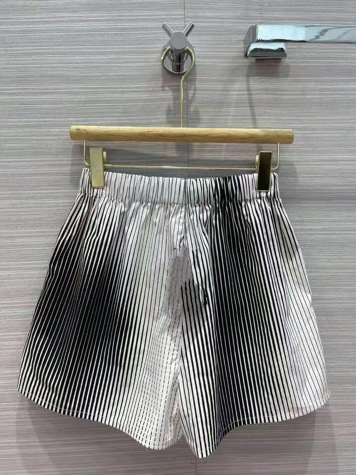 

2021 Spring and summer new striped shirt and shorts set, light and light fabric, comfortable and soft