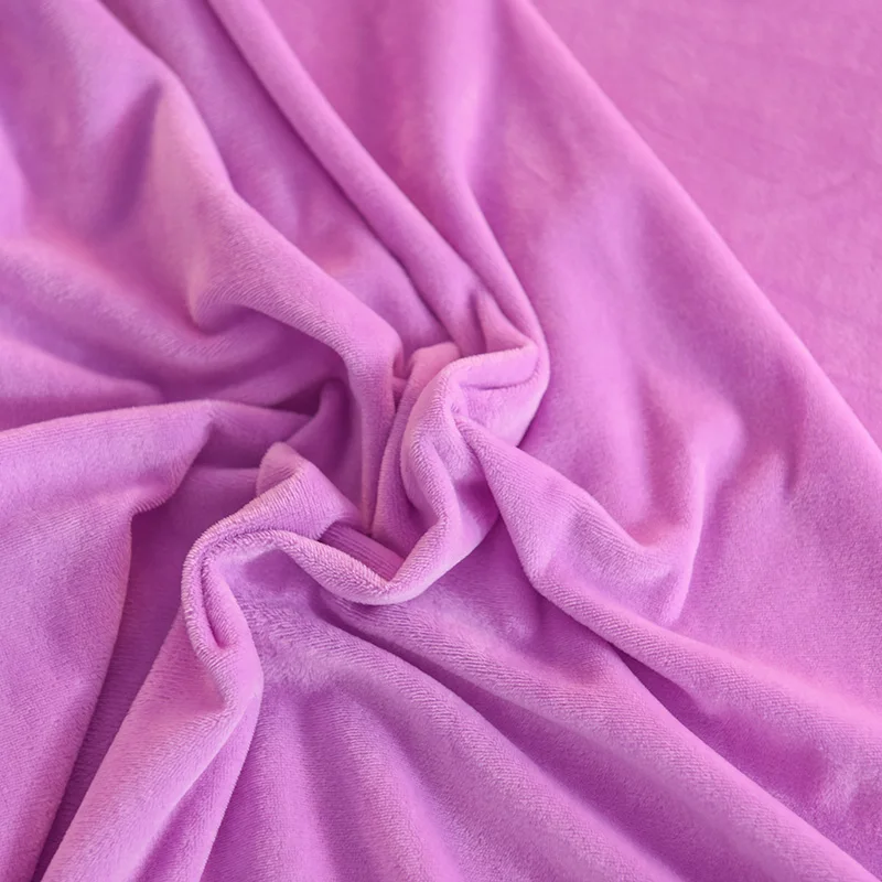 Однотонное бархатное покрывало с кристаллами супермягкое теплое для кровати