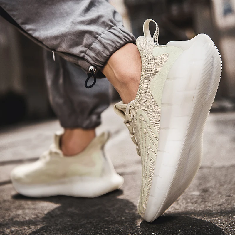 

Fashion Trend Running Shoes for Men Breathable Male Sneakers High Quality Cool Trainers Sports Shoes Indoor Gym Jogging Sneakers