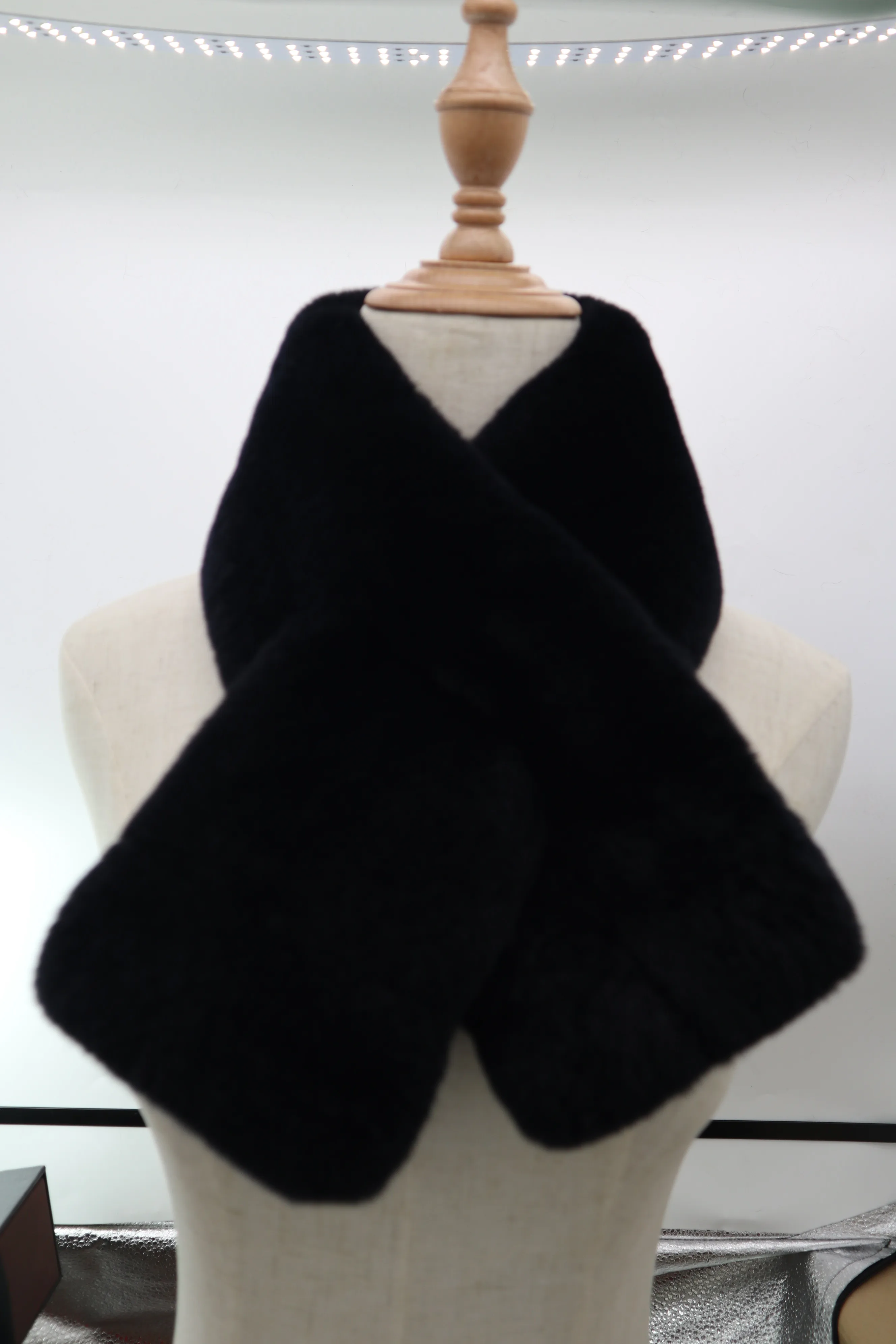 Шарф из натурального меха широкий теплый и удобный 2019 |