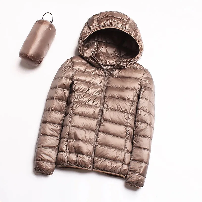 Осенняя куртка для женщин большие размеры 3XL ультратонкая зимняя на 90% утином