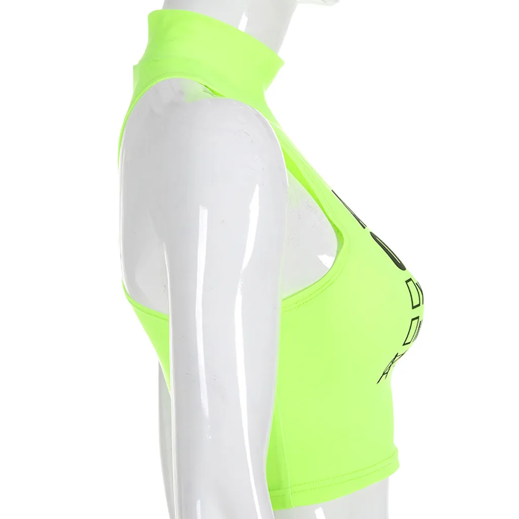 Женские майки с буквенным принтом высоким воротом без рукавов облегающие