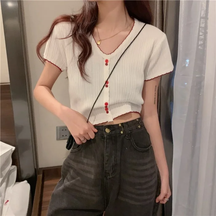 

Summer Korean Style Sense of Design Niche V-neck Short Western Style Top Versatile Small Slimming Short Sleeve Sweater for Women
