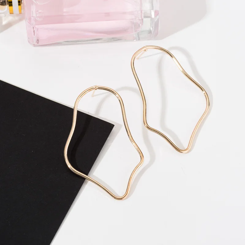 Новые простые большие геометрические нерегулярные серьги для женщин из сплава