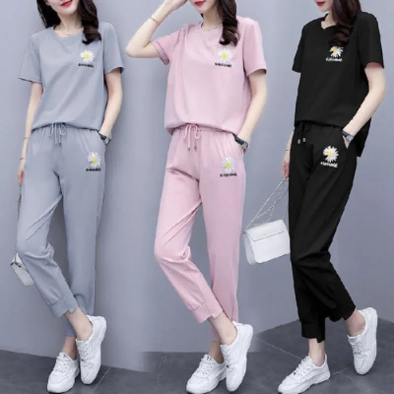 

Women's Sports Suit 2021 Summer New Small Daisy Design Sportswear Top Thin Two-Piece Leisure Clothes Running Balls Sport Suits