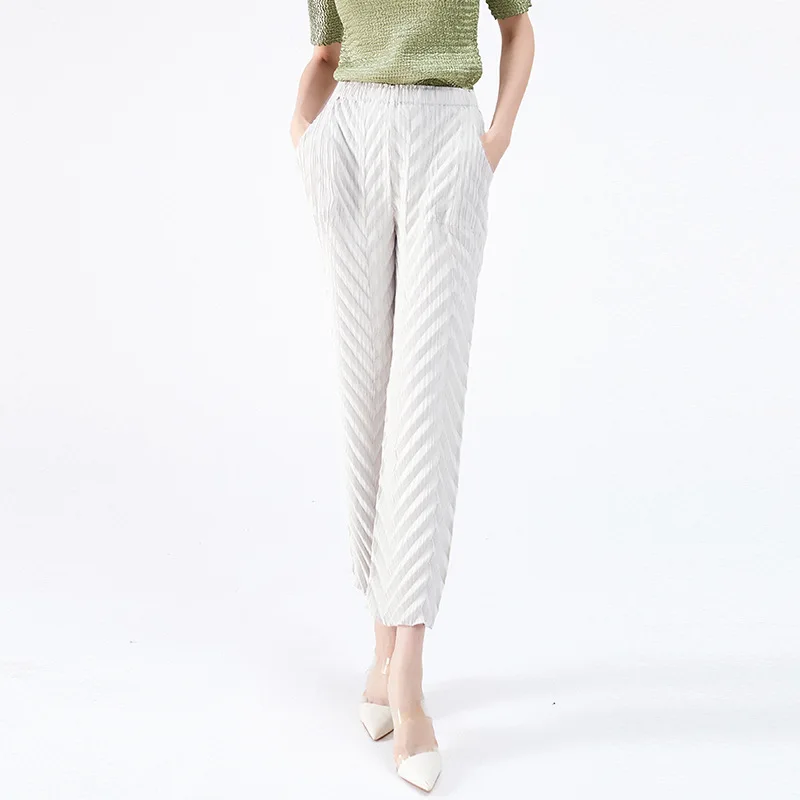 Pants For Women 45-75kg 2022 Spring Summer High Waist Straight Elasitc Miyake Pleated Korean Version Woman Clothes