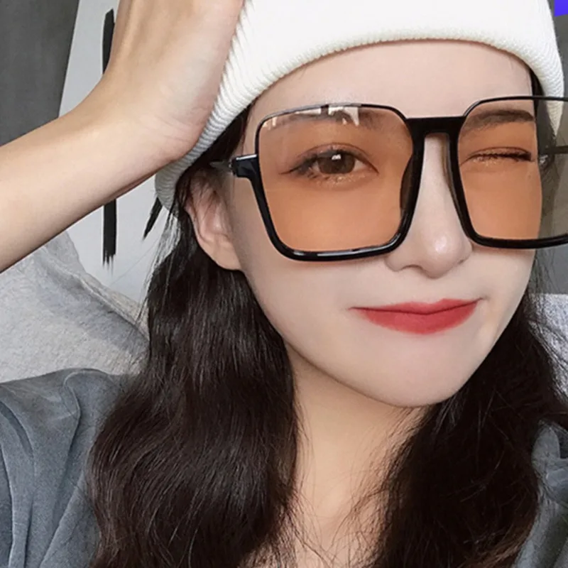 

Retro Big Square Women's Sunglasses Vintage Transparent Glasses Classic Statement Design yellow Sunglasses men