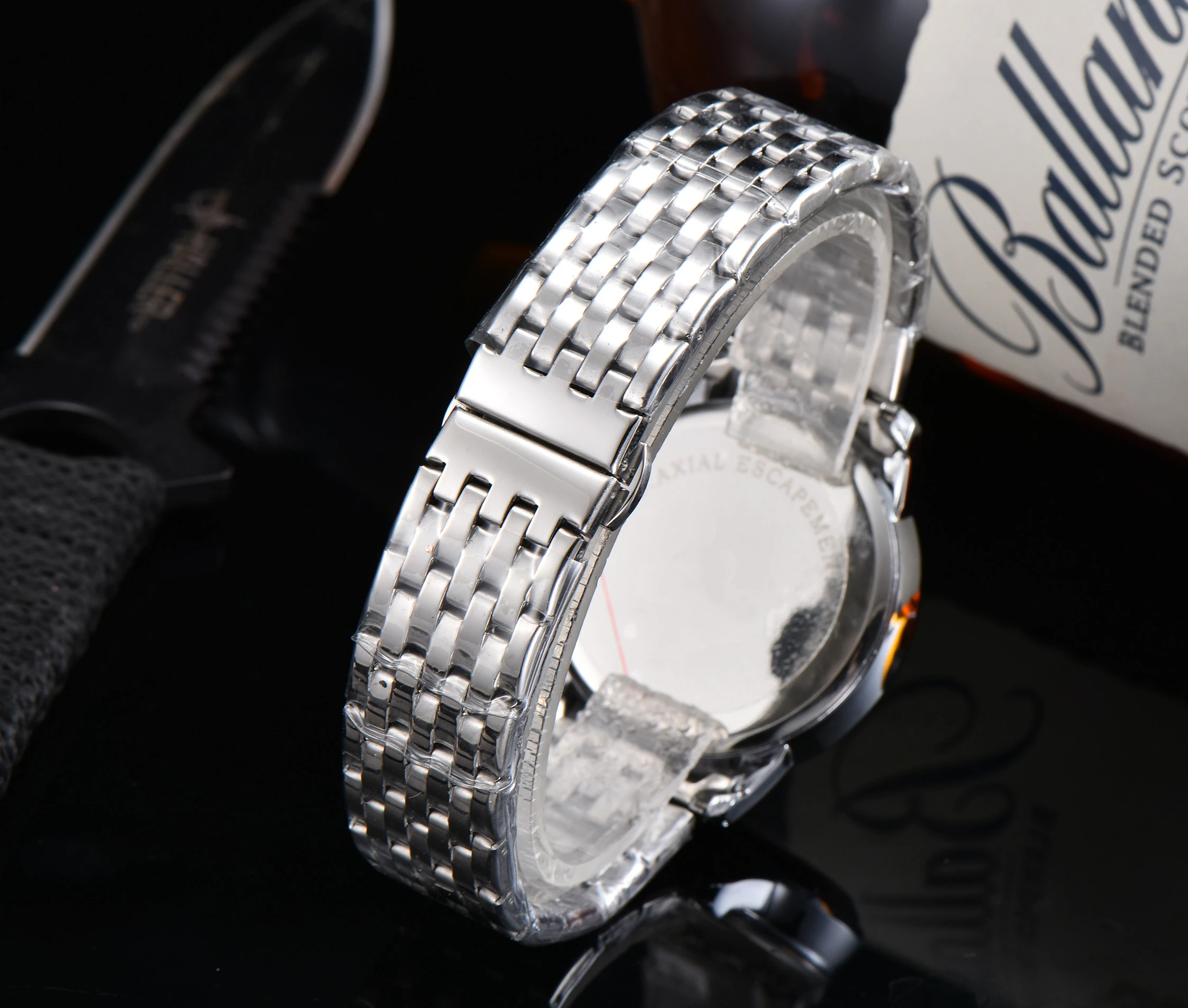 

Hot Fashion Women's Watches Gold Silver Blue Diamond Quartz Watch Stainless Steel Strap Butterfly Buckle Montre Femme Relogios