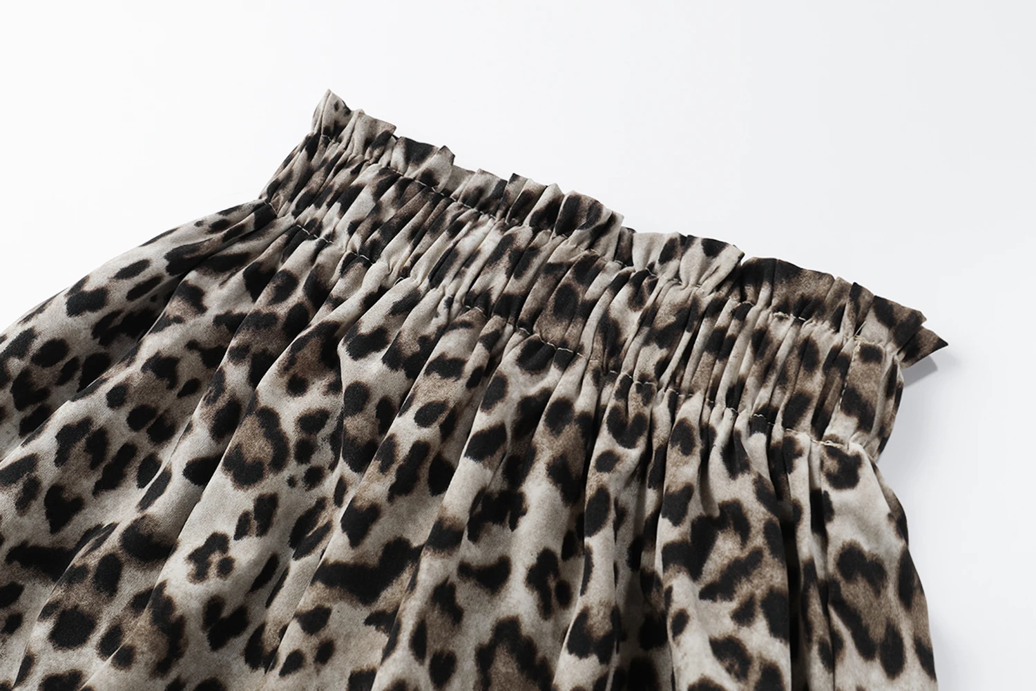 

Модная юбка с леопардовым принтом для женщин, Новинка лета 2021, короткая юбка в стиле ретро, универсальная юбка-трапеция с оборками, высокой т...