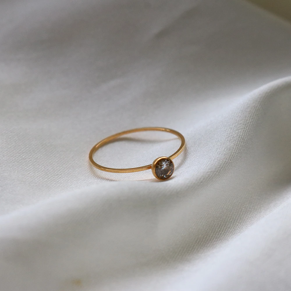 

Simple Delicate Non Tarnish Women Jewelry Stainless Steel Zircon Ring 18k Gold Plated Thin Ring Jewelry for Women Girls Gift