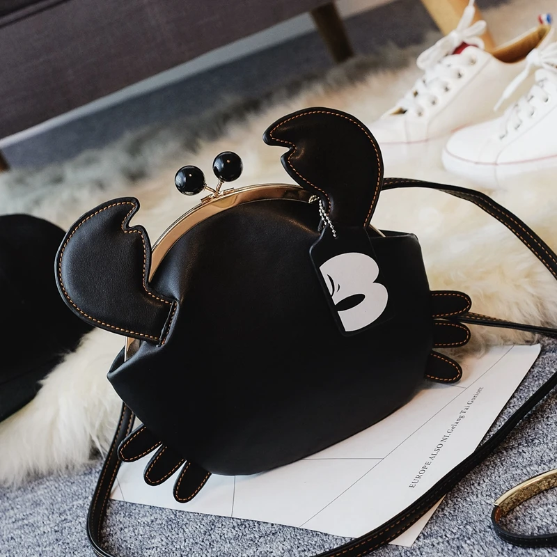 

Lovely Crab Bags 2021 New Fashionable Shoulder Clip Mouth Packet Ins Web Celebrity Mini Oblique Satchel Female