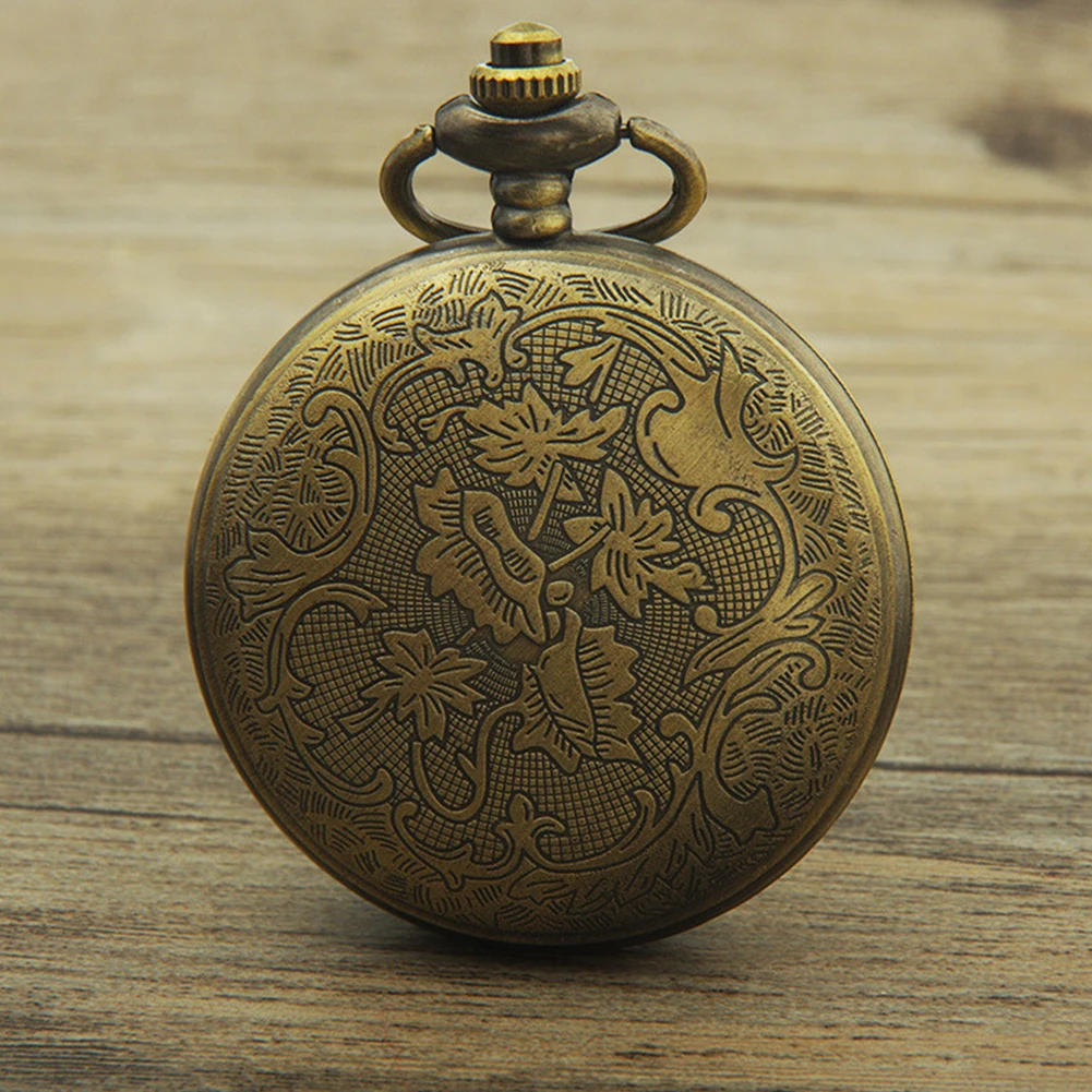 ВИНТАЖНЫЕ КВАРЦЕВЫЕ маленькие карманные часы с круглым циферблатом в римском