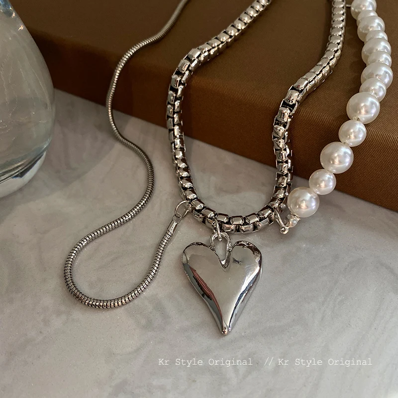 

High Quality Steel Ball Choker Necklace Collar Vintage Love Heart Pendant Necklaces for Women Neck Jewelry