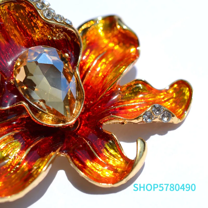 Женская брошь в форме цветка элегантная булавка с кристаллами Стразы для
