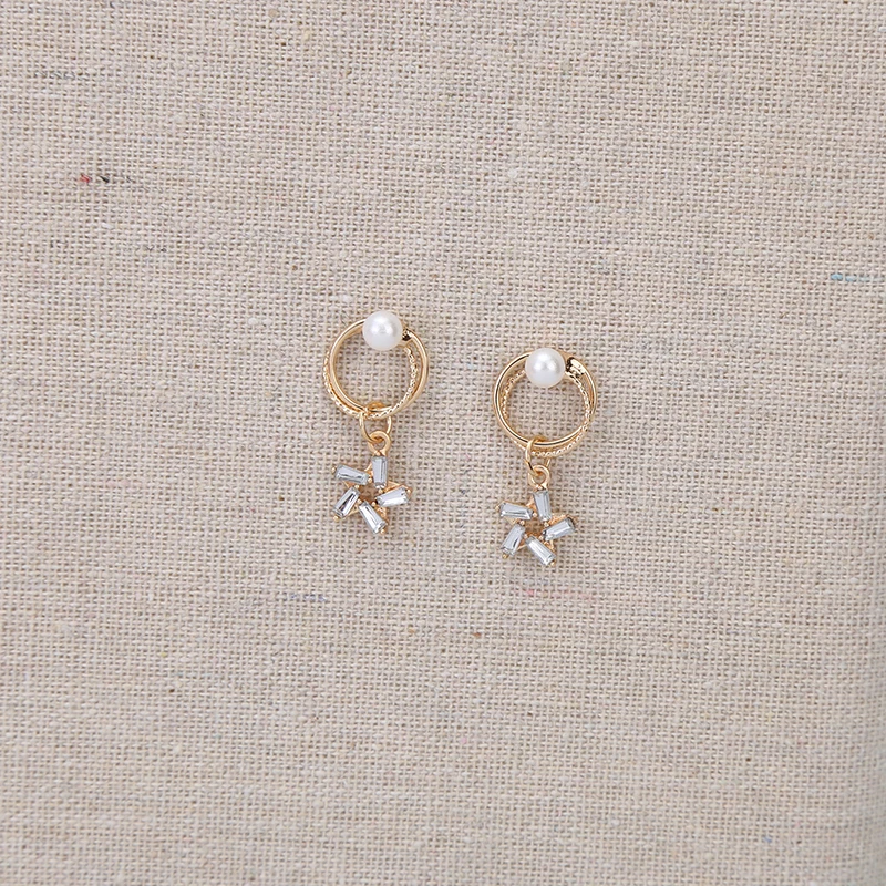

Double-Layer Circles Hollow Star Zircon White Simulated Pearl Alloy Dangle Earrings & Drop Earrings for Women