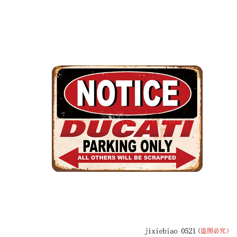 Только при парковке все остальные автомобили будут скрашены в стиле ретро для