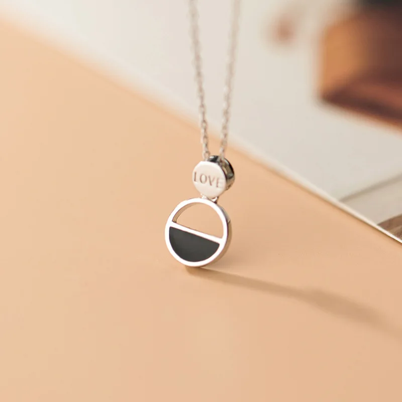 

Ginin Pure 925 Sterling Silver Necklace For Women Korean Fashion Simple Black Round Pendant Temperament Letter Love Jewelry Gift