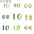 Женские круглые серьги-подвески с эмалью и фианитом