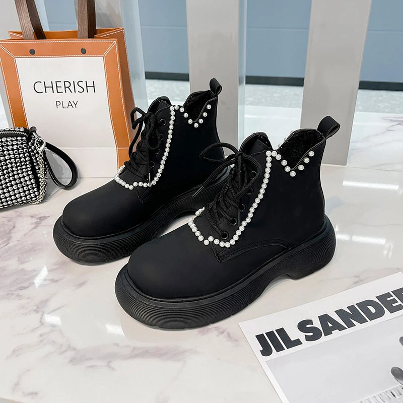 

Новинка 2021, женские ботинки, осенне-зимняя модная однотонная женская обувь из искусственной кожи, ботильоны на толстой подошве, удобная жен...