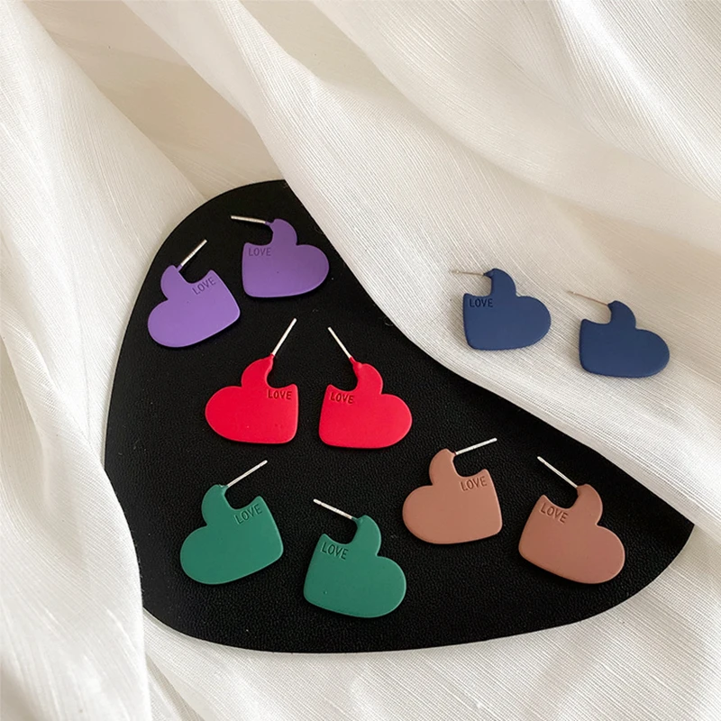 Новые модные корейские простые серьги гвоздики в форме сердца разных цветов