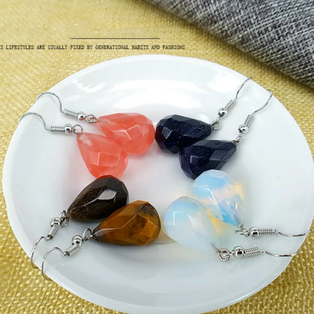 Популярные серьги в форме капли из натурального драгоценного камня для девушек