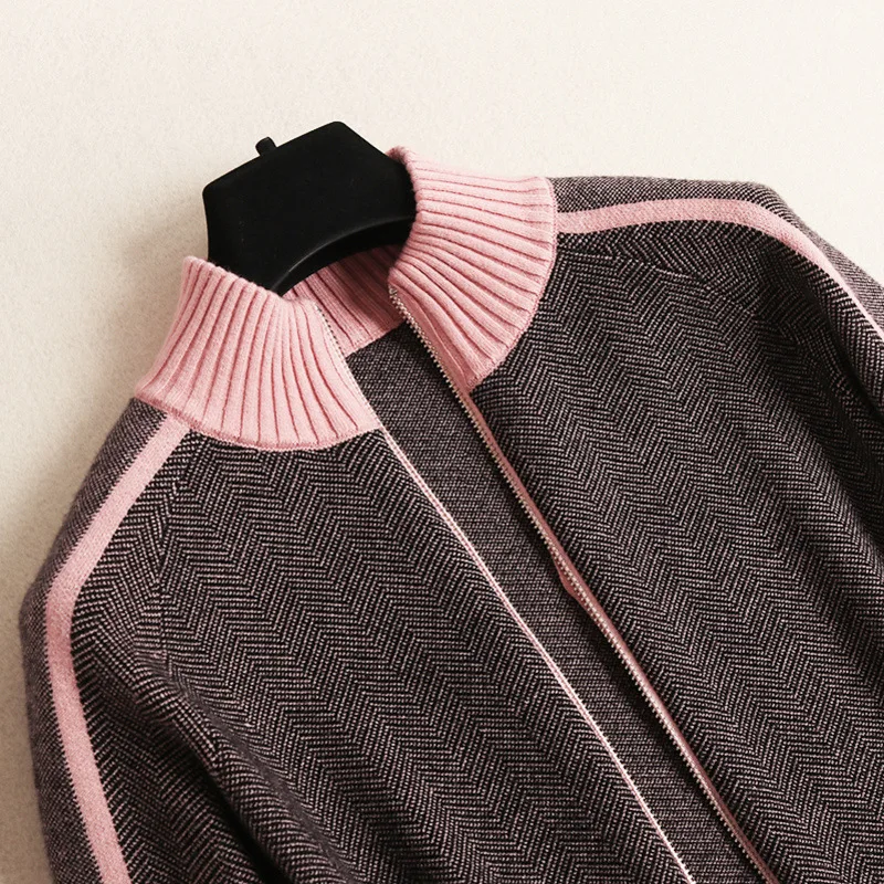 Женский трикотажный спортивный костюм кардиган на молнии и штаны модный