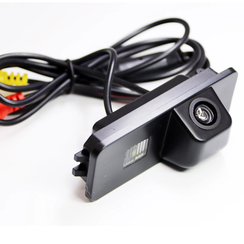 Автомобильная резервная камера заднего вида с динамической траекторией