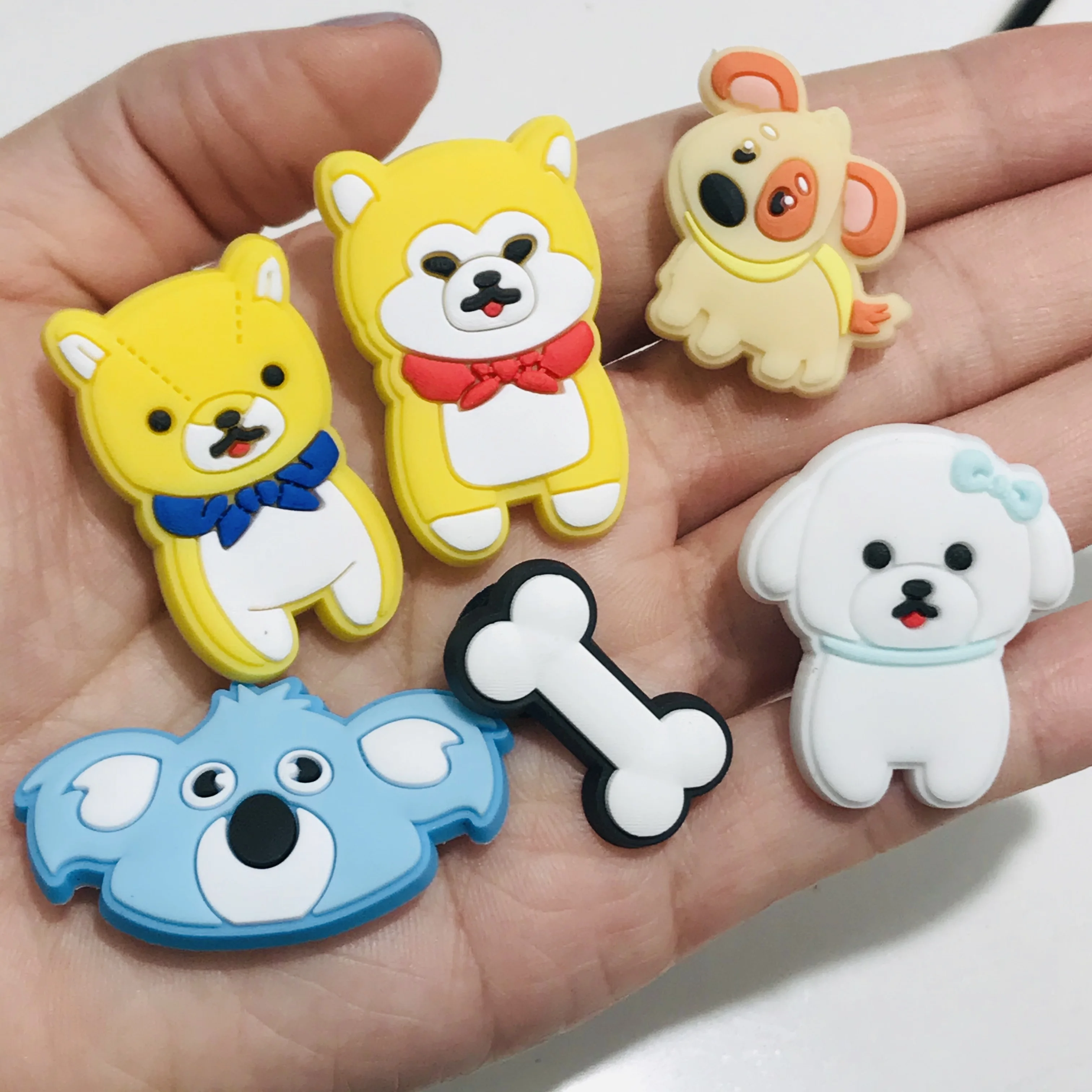 6 шт. Оптовая продажа Детское нижнее белье Разноцветные Kawaii Собаки ПВХ ремесло с