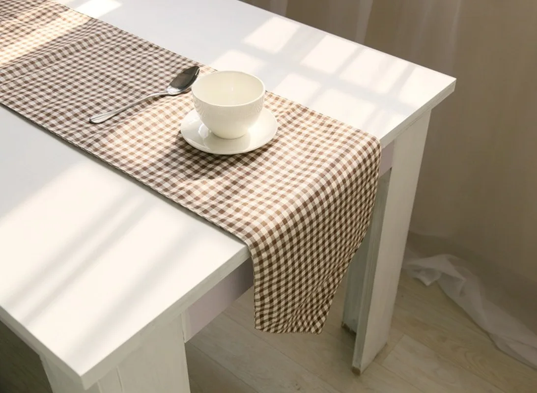 

Cotton and Linen Table Runner Modern Simple Two-Color Plaid Tea Table Flag Tablecloth christmas decorations for home table
