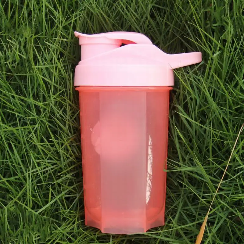 Шейкер пластиковый спортивный с толстой ручкой 500 мл | Дом и сад
