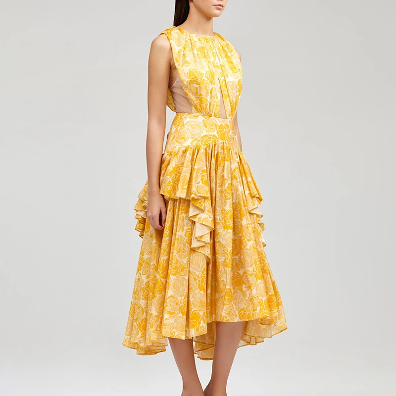 Женское асимметричное платье TWOTWINSTYLE белое элегантное с принтом круглым вырезом