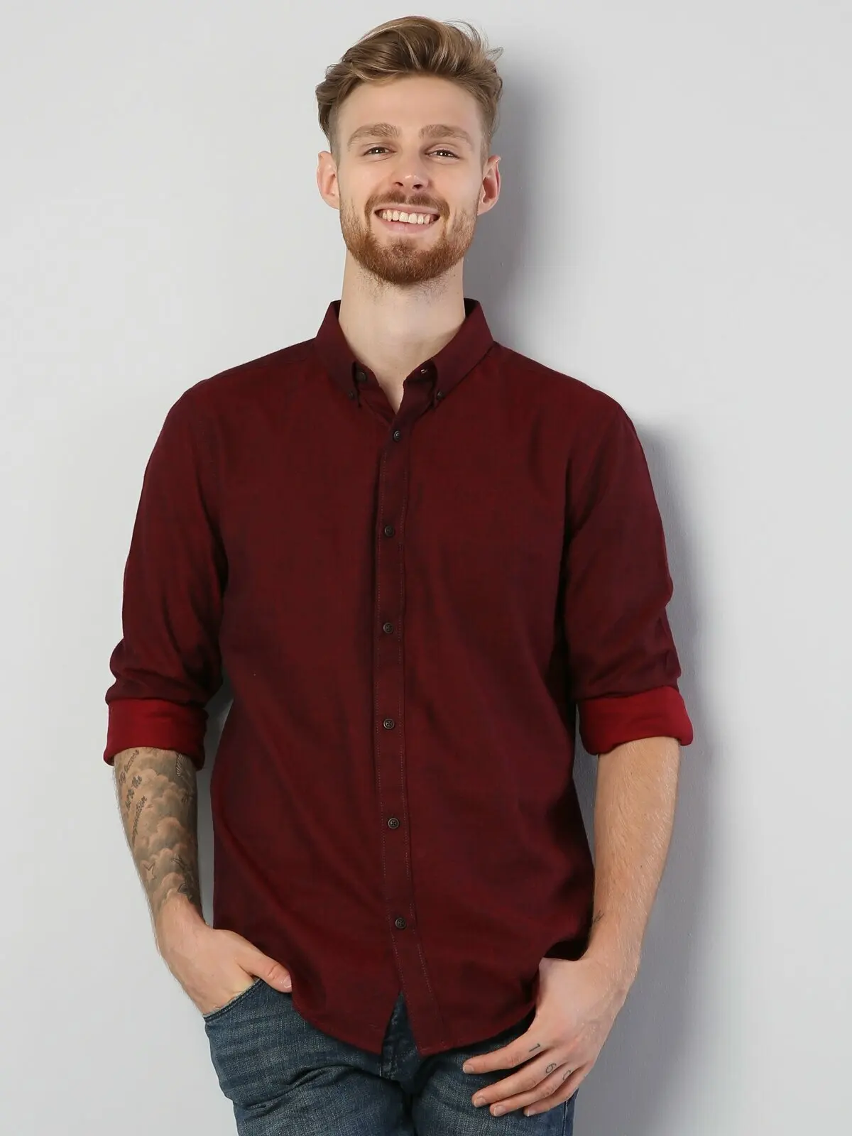 

Colins Men Modern Fit Red Long Sleeve ShirtMale fashion shirt men,CL1035945