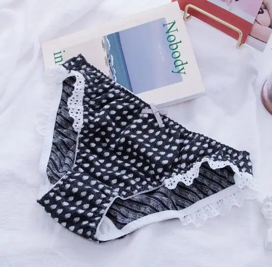 Новое поступление Размеры M, L, XL, милая Лолита, Каваий; жаккардовое пальто клубника, один из самых красивых хлопковые кружевные трусики, нижнее белье WP606 - Цвет: Black