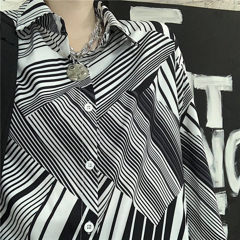 

2021 Spring Fashion New High-Quality Harajuku Style Black White Striped Personality Loose Long-Sleeved Shirt Women's Top H229