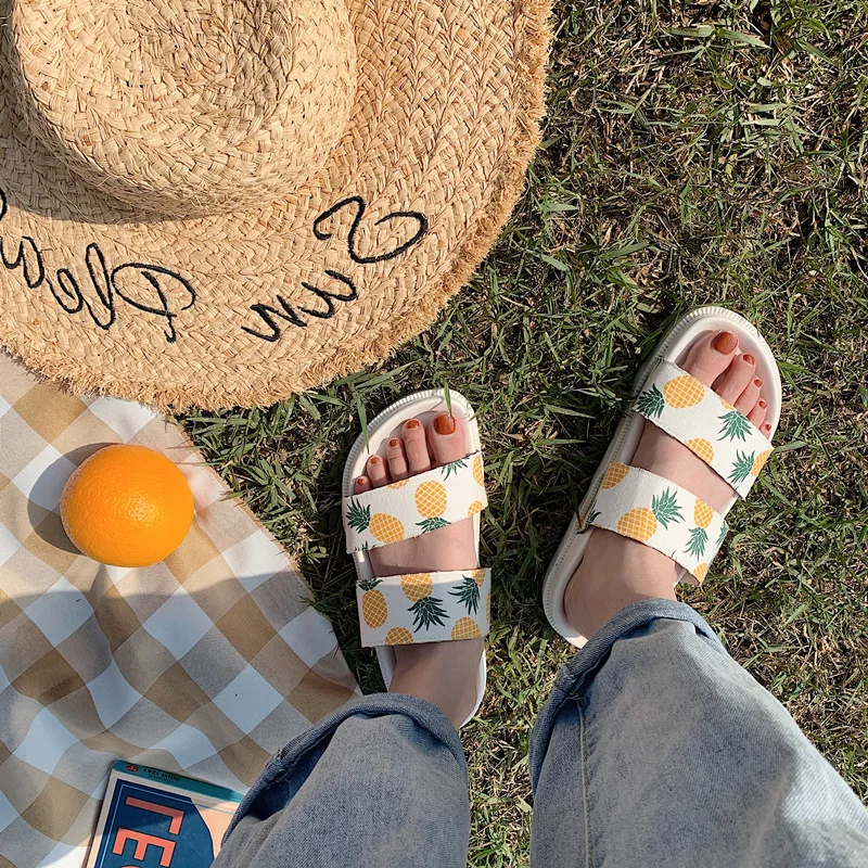 

Slippers Women Shoes Casual Platform Sandals Women Slides Solid Comfort Flats Plus Size Summer 2021 Beach Ladies Slippers